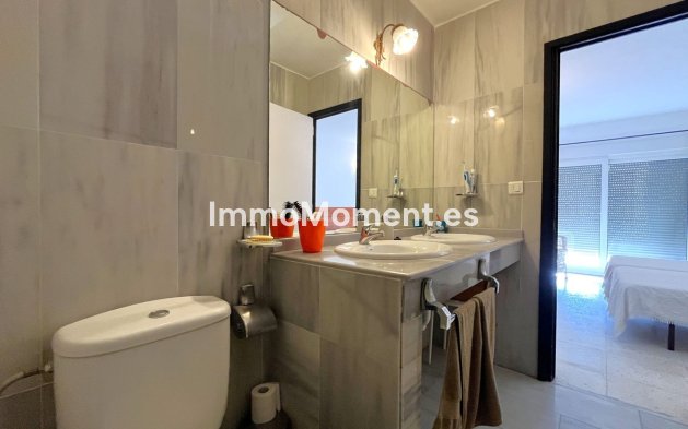 Revente - Villa - Estepona  - Estepona Centro