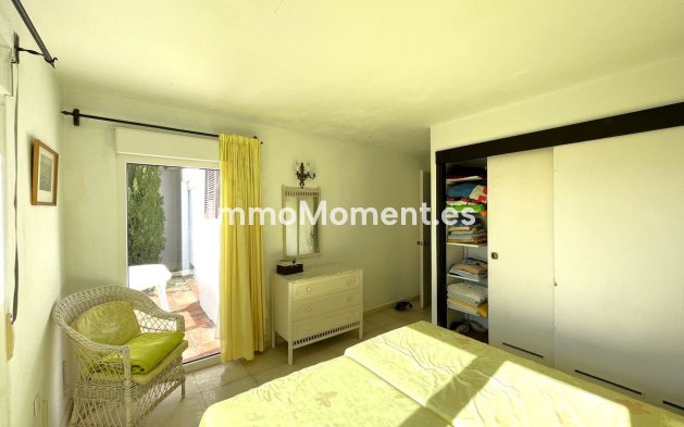 Revente - Villa - Estepona  - Estepona Centro