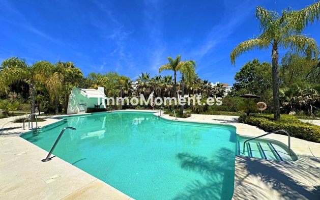 Resale - Apartment - Casares - Casares Playa