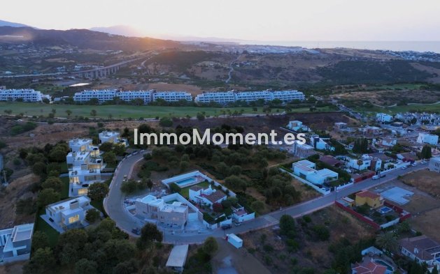 Reventa - Villa - Estepona  - Estepona Centro