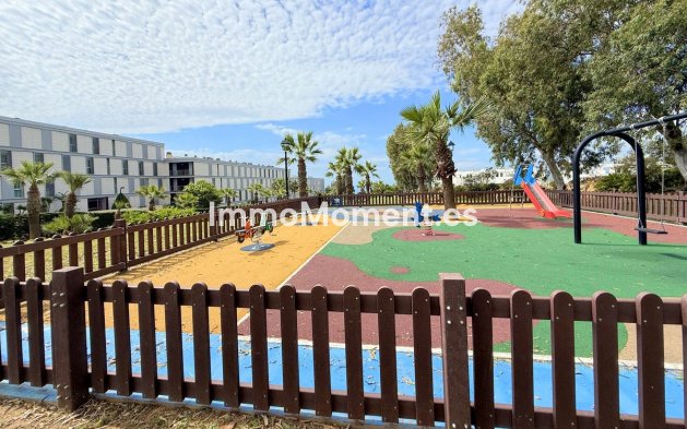 Revente - Appartement - Manilva - La Duquesa