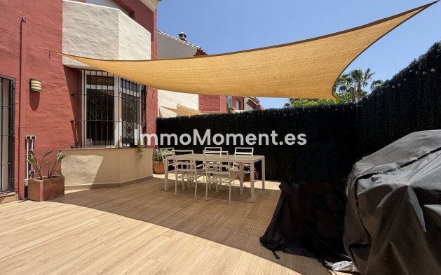 Revente - Maison mitoyenne - Estepona  - Estepona Centro