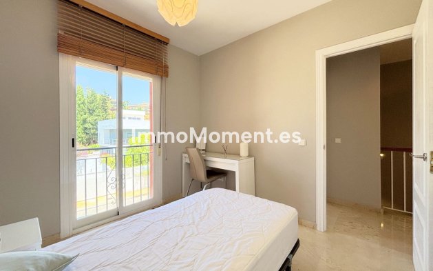Revente - Maison mitoyenne - Estepona  - Estepona Centro