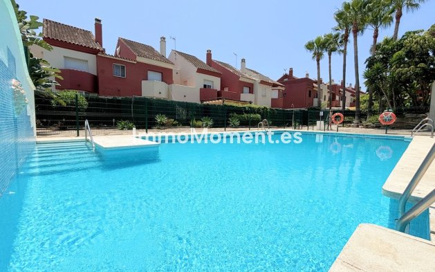 Revente - Maison mitoyenne - Estepona  - Estepona Centro