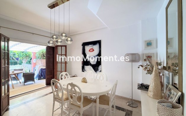 Revente - Maison mitoyenne - Estepona  - Estepona Centro