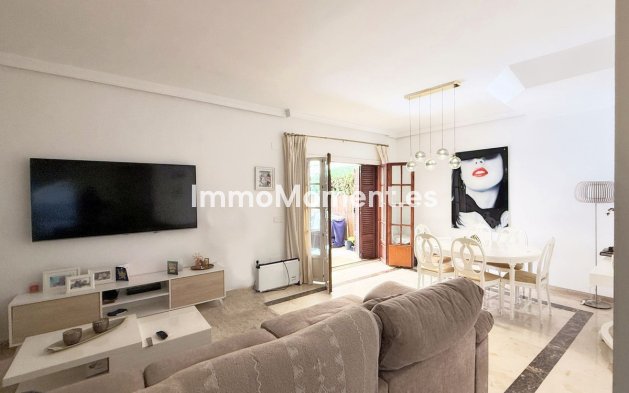 Revente - Maison mitoyenne - Estepona  - Estepona Centro