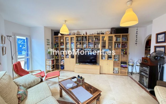 Resale - Apartment - Manilva - San Luis de Sabinillas