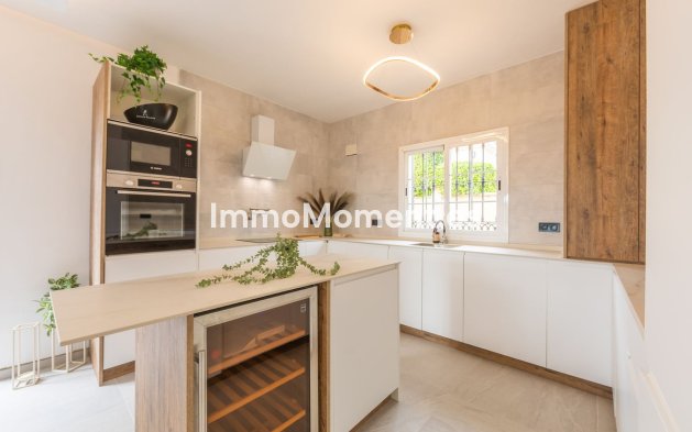 Resale - Villa - Manilva - La Duquesa