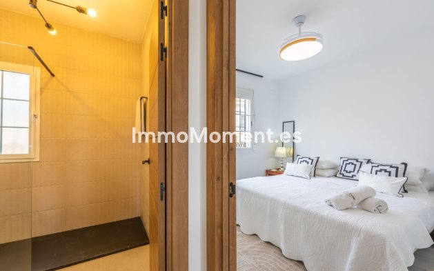 Resale - Villa - Manilva - La Duquesa