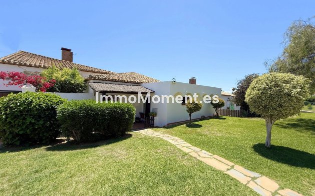 Revente - Villa - Estepona  - Estepona Centro