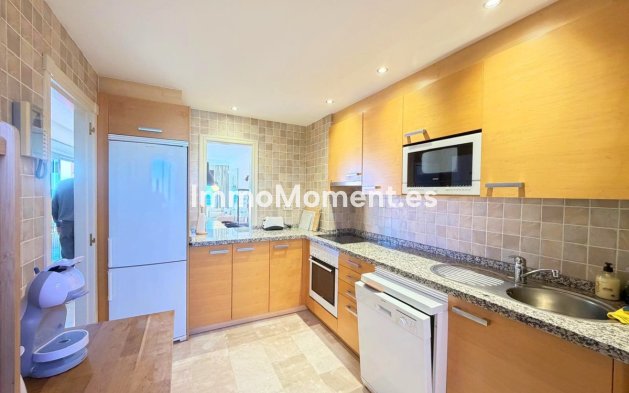 Wiederverkauf - Wohnung - Estepona  - Estepona Centro