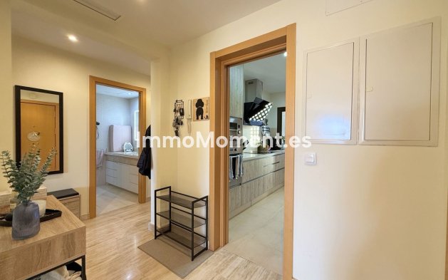 Revente - Appartement - Estepona  - Estepona Centro