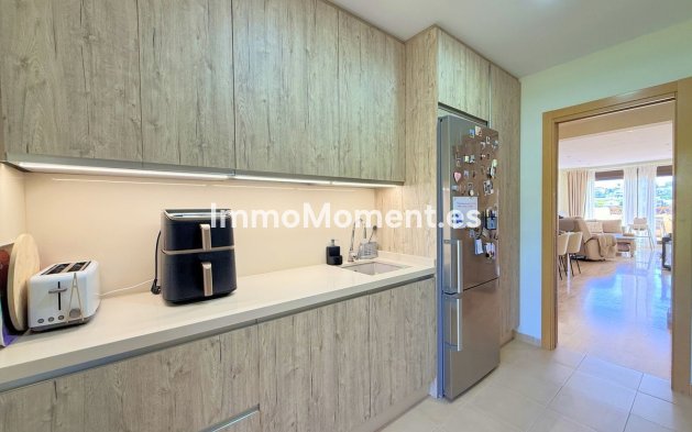 Revente - Appartement - Estepona  - Estepona Centro