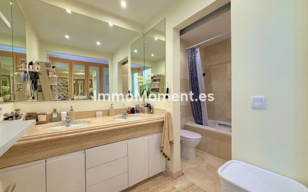 Revente - Appartement - Estepona  - Estepona Centro