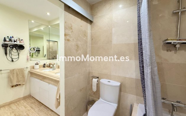Revente - Appartement - Estepona  - Estepona Centro