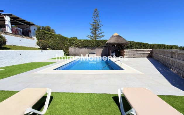 Reventa - Villa - Estepona  - Estepona Centro