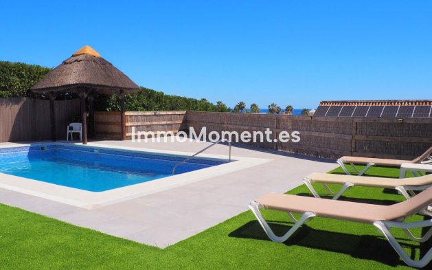 Reventa - Villa - Estepona  - Estepona Centro