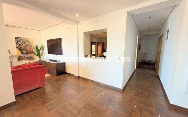 Reventa - Villa - Estepona  - Estepona Centro