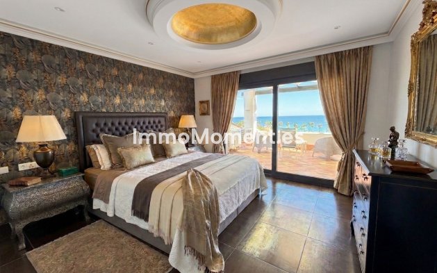 Reventa - Villa - Estepona  - Estepona Centro