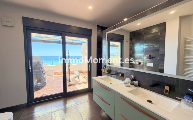 Reventa - Villa - Estepona  - Estepona Centro