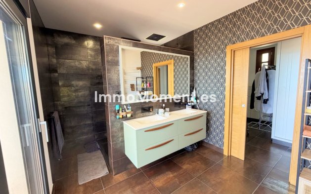 Reventa - Villa - Estepona  - Estepona Centro