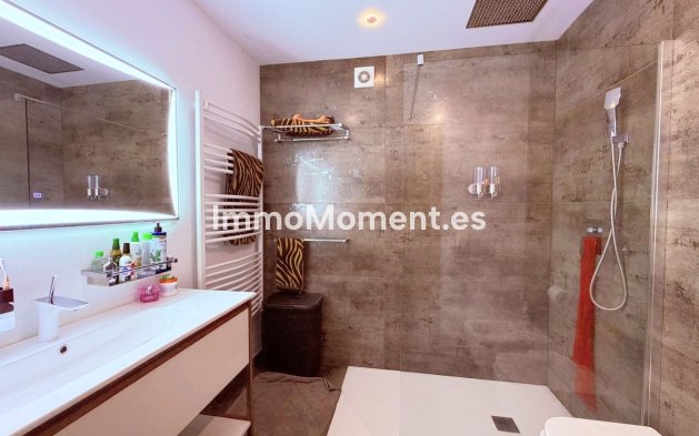 Reventa - Villa - Estepona  - Estepona Centro