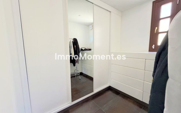 Reventa - Villa - Estepona  - Estepona Centro