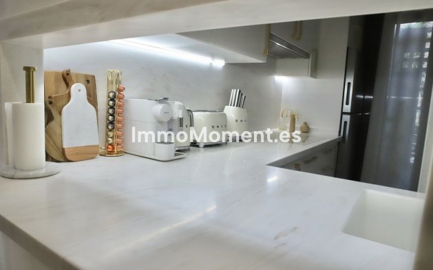 Wiederverkauf - Wohnung - Estepona  - Estepona Centro