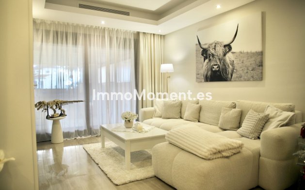 Wiederverkauf - Wohnung - Estepona  - Estepona Centro