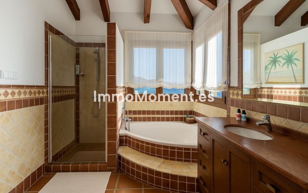 Reventa - Villa - Interior  - Istán