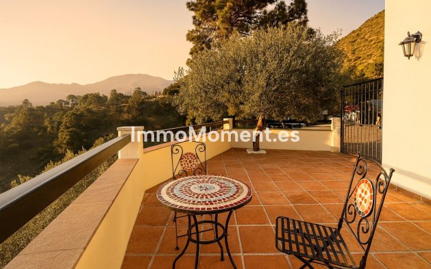 Reventa - Villa - Interior  - Istán