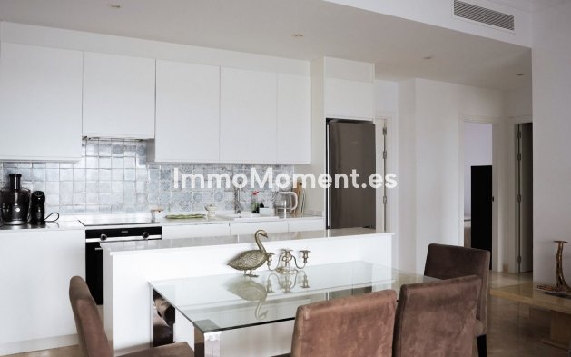 Resale - Apartment - El Paraiso - New Golden Mile
