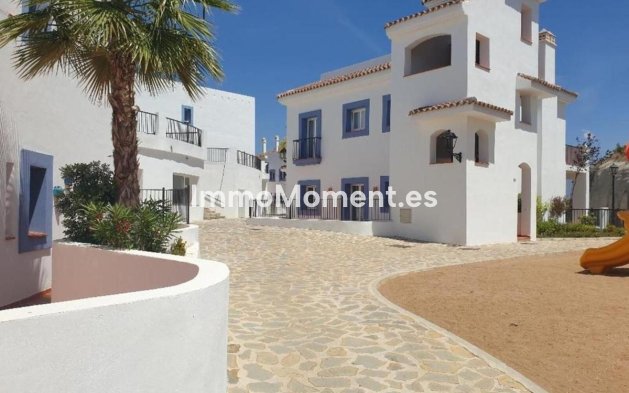 Resale - Apartment - El Paraiso - New Golden Mile