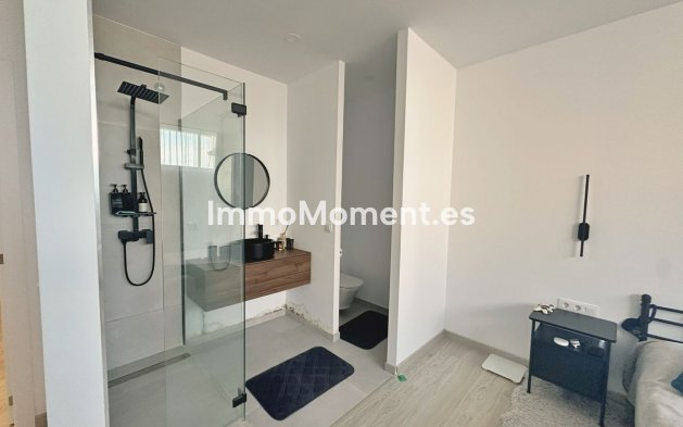 Resale - Apartment - El Paraiso - New Golden Mile