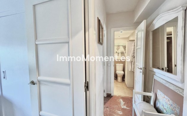 Resale - Apartment - Marbella - Las Chapas