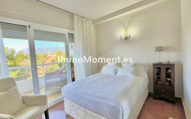 Resale - Apartment - Marbella - Las Chapas