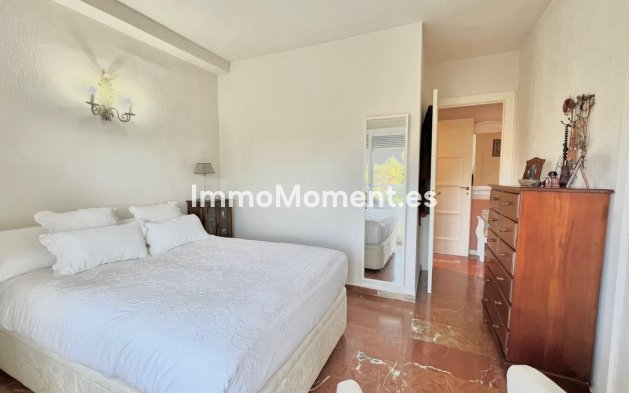 Resale - Apartment - Marbella - Las Chapas