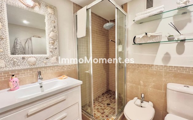 Resale - Apartment - Marbella - Las Chapas