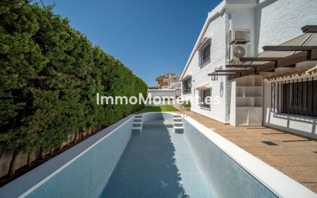 Wiederverkauf - Villa - Fuengirola - Fuengirola Centro