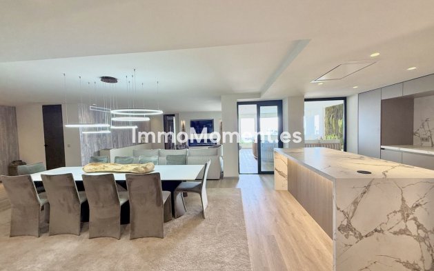 Wiederverkauf - Wohnung - Marbella - Puerto Banús