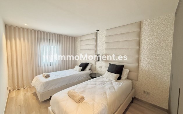 Wiederverkauf - Wohnung - Marbella - Puerto Banús