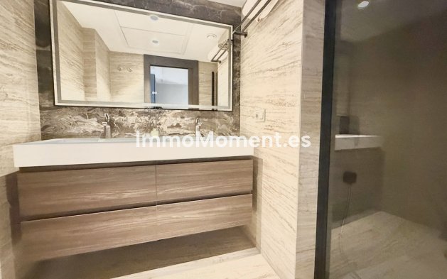 Wiederverkauf - Wohnung - Marbella - Puerto Banús