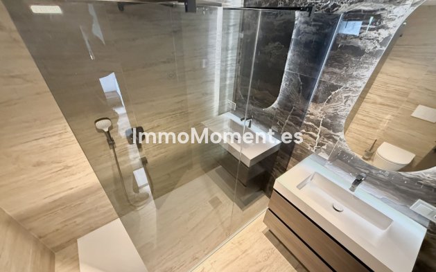 Wiederverkauf - Wohnung - Marbella - Puerto Banús