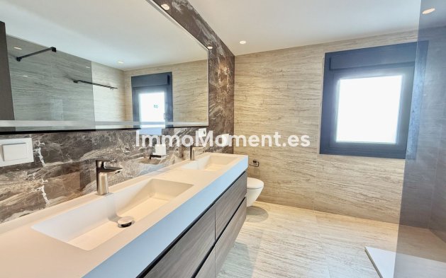 Wiederverkauf - Wohnung - Marbella - Puerto Banús