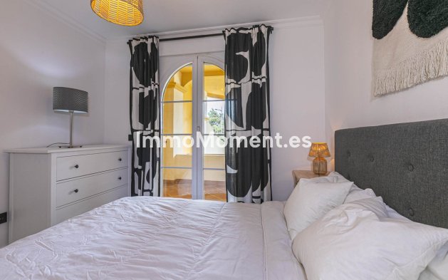 Wiederverkauf - Wohnung - Marbella - Nueva Andalucía