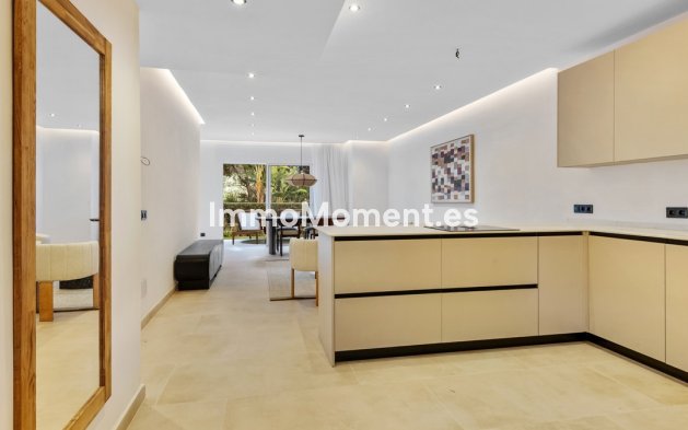 Revente - Appartement - Marbella - Nueva Andalucía