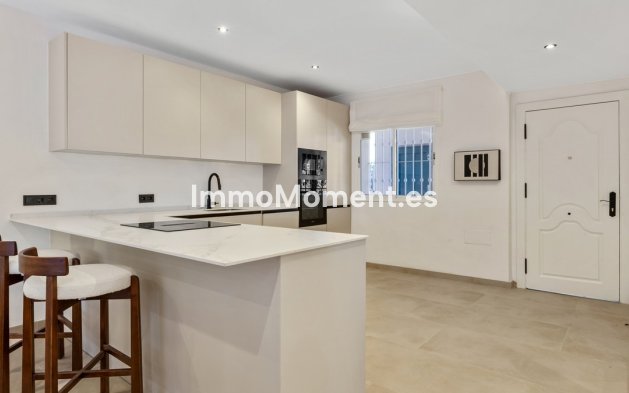Revente - Appartement - Marbella - Nueva Andalucía