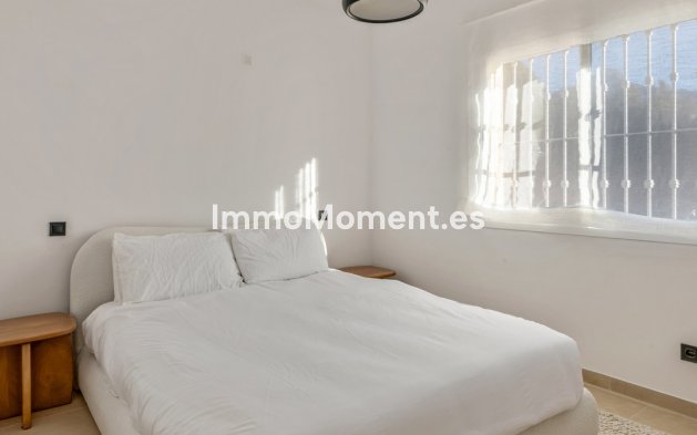 Revente - Appartement - Marbella - Nueva Andalucía