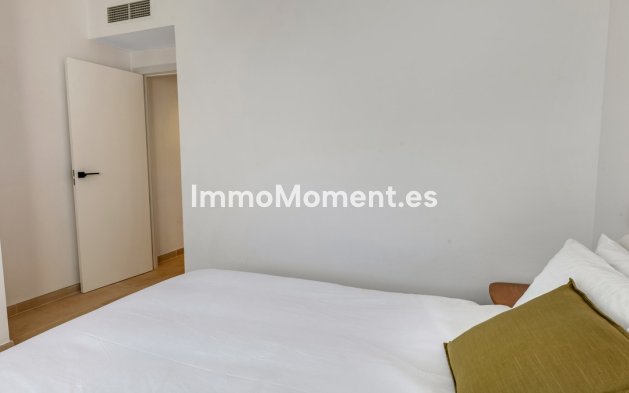 Revente - Appartement - Marbella - Nueva Andalucía