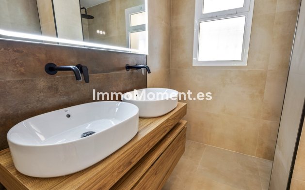 Revente - Appartement - Marbella - Nueva Andalucía